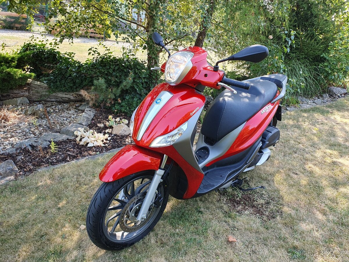 Piaggio Medley S 125 i-get ABS; nájezd 815 km