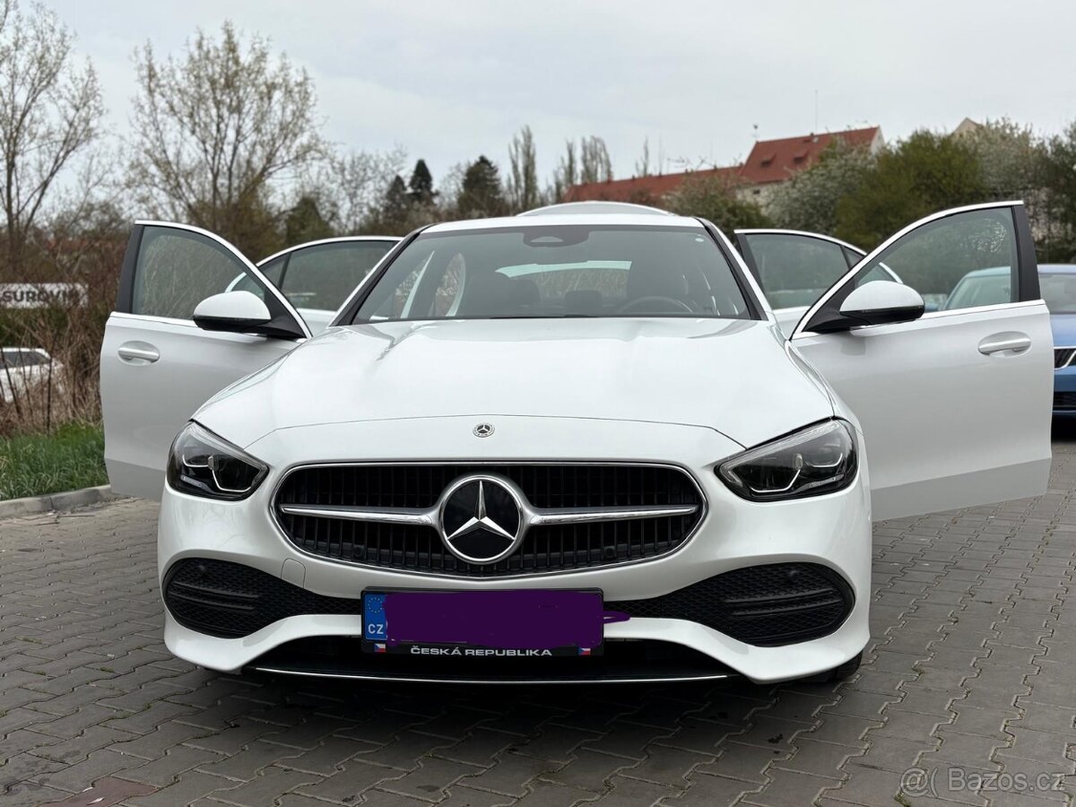 Mercedes Benz C200, 2021, Petrol.