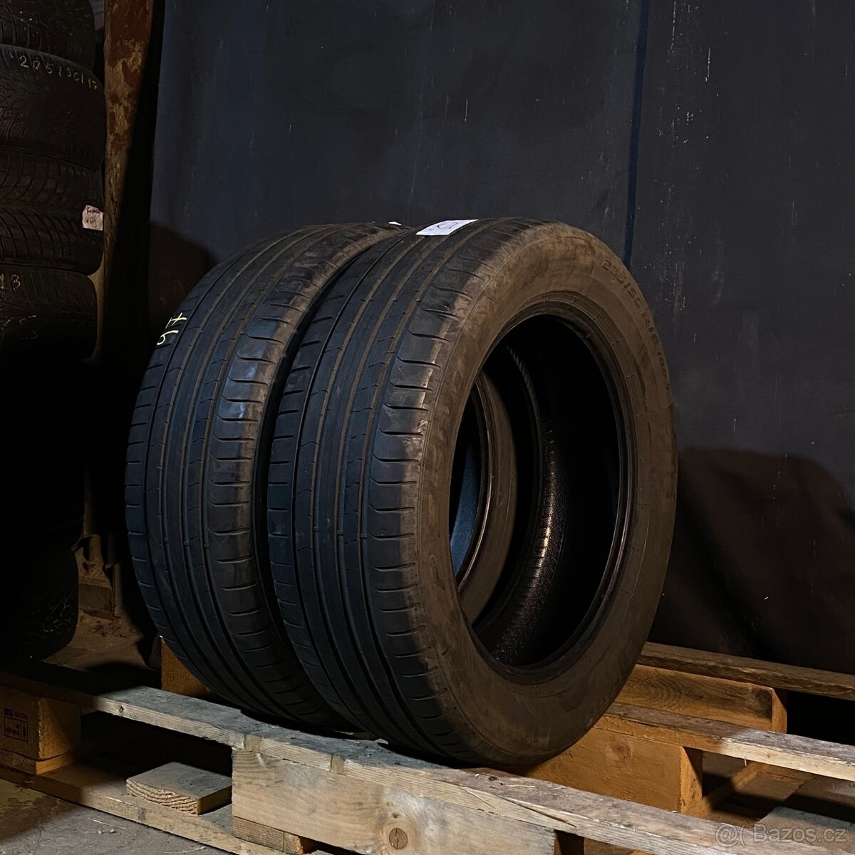 Letní pneu 235/55 R18 100V Pirelli 4,5-5mm