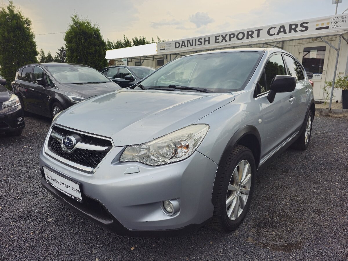 SUBARU XV 2014 1.6 84kW AWD 4x4,TEMPOMAT,VÝHŘEVY,SERVISKA