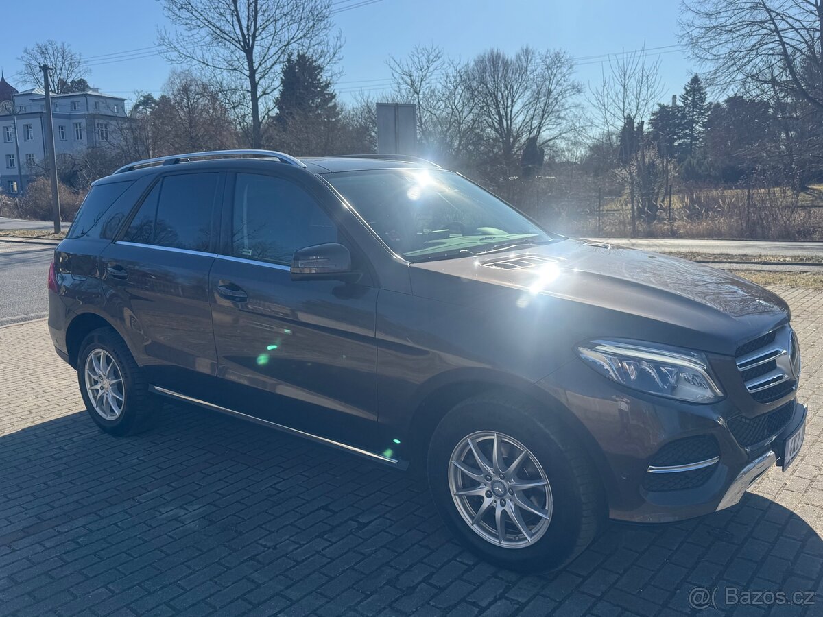 Mercedes-Benz GLE 350d 2017, 1majitel, odpočet DPH, panorama