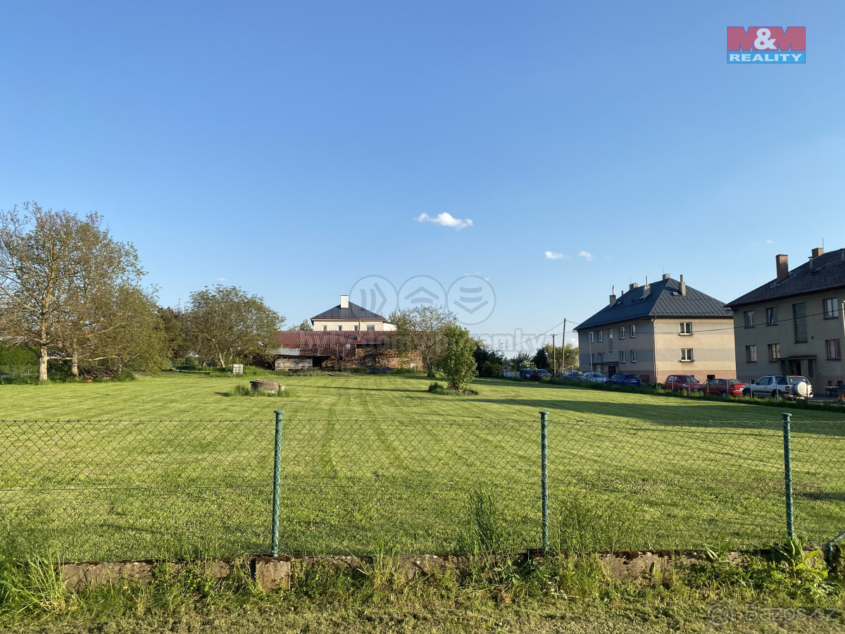 Prodej pozemku k bydlení, 1471 m², Bačetín
