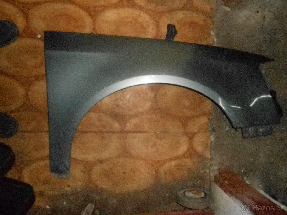 prodam predni blatniky vw passat b6 , 3C , kod barvy LB6S