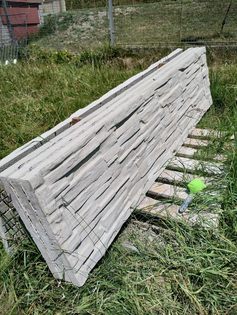 Betonové desky na plot