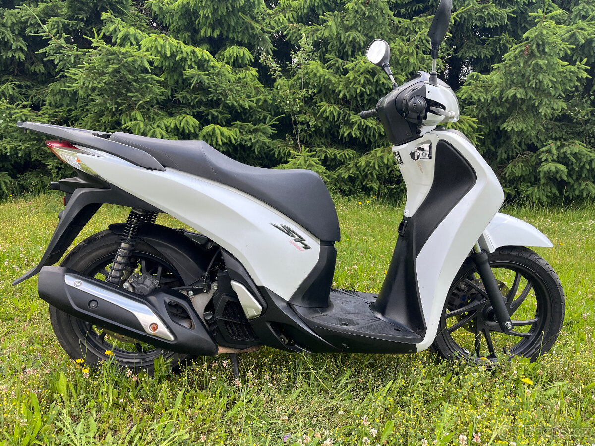 Honda SH-125i rv 2019 9kW 18000km