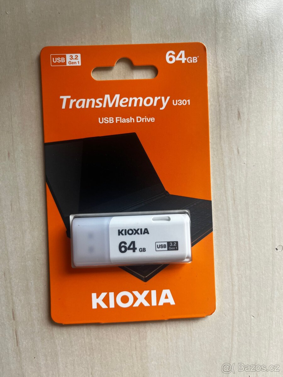 KIOXIA 64GB transmemory