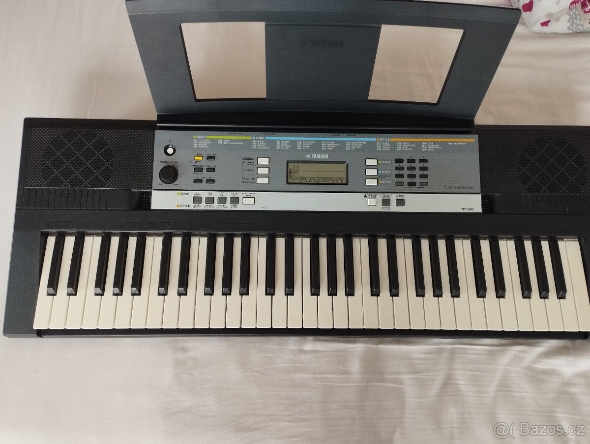 Klávesy Yamaha YPT 240