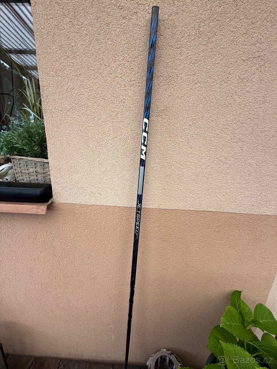 CCM hokejka JETSPEED FT5 PRO Limitovaná edice MODRÁ