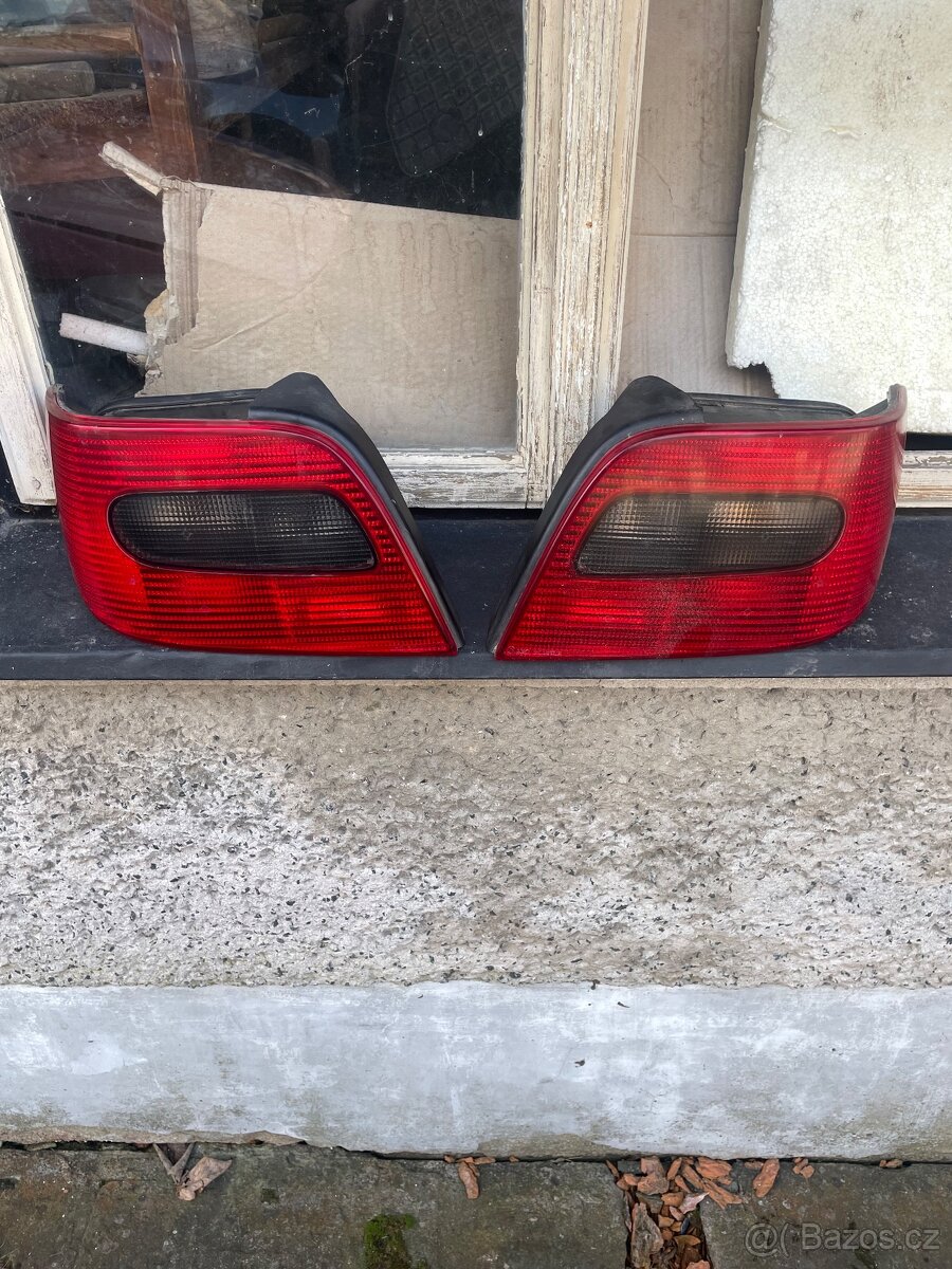 Zadní světla na Citroen Xsara