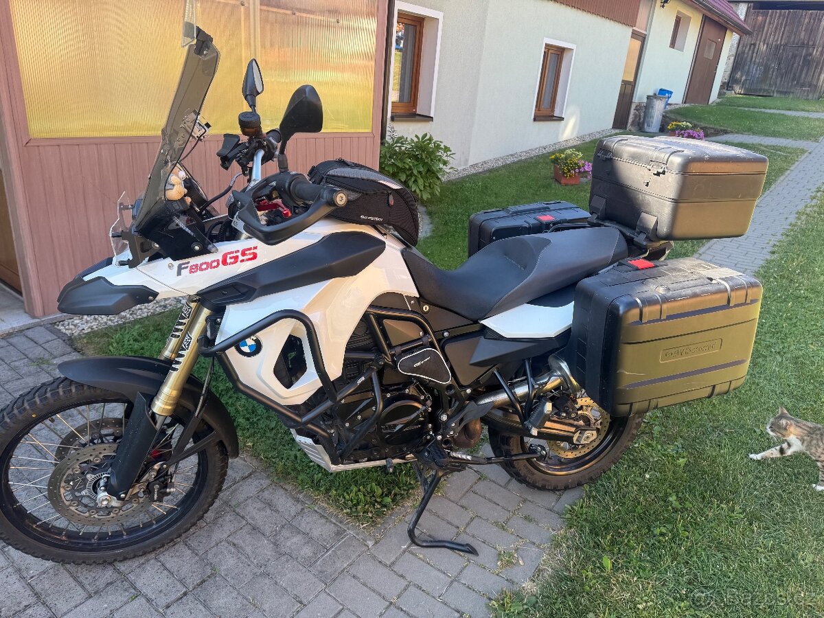 Bmw f800gs 2011 najeto jen 28100km