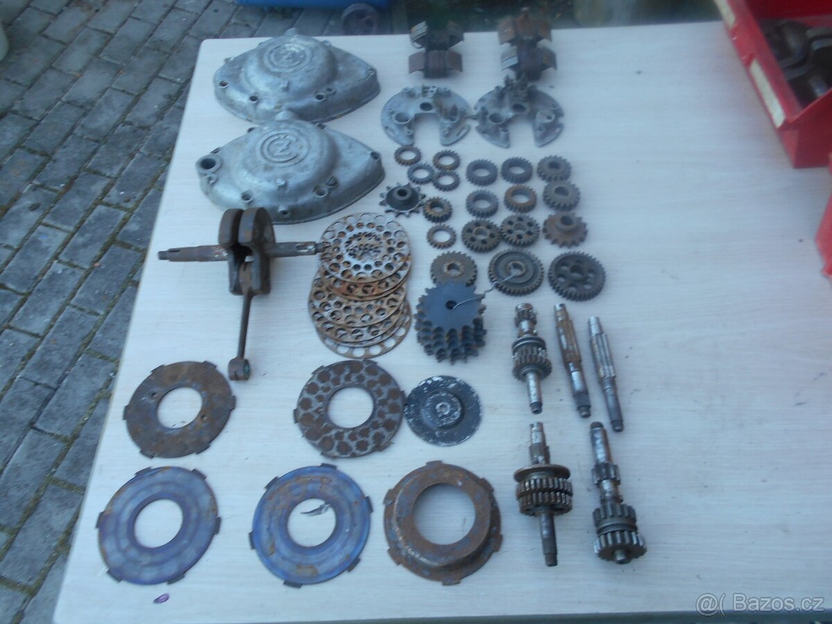 ČZ 98 motor díly levně