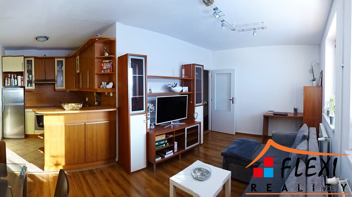 Pronájem zařízeného bytu 2+kk s balkonem, 55 m² na ul. Na Ba