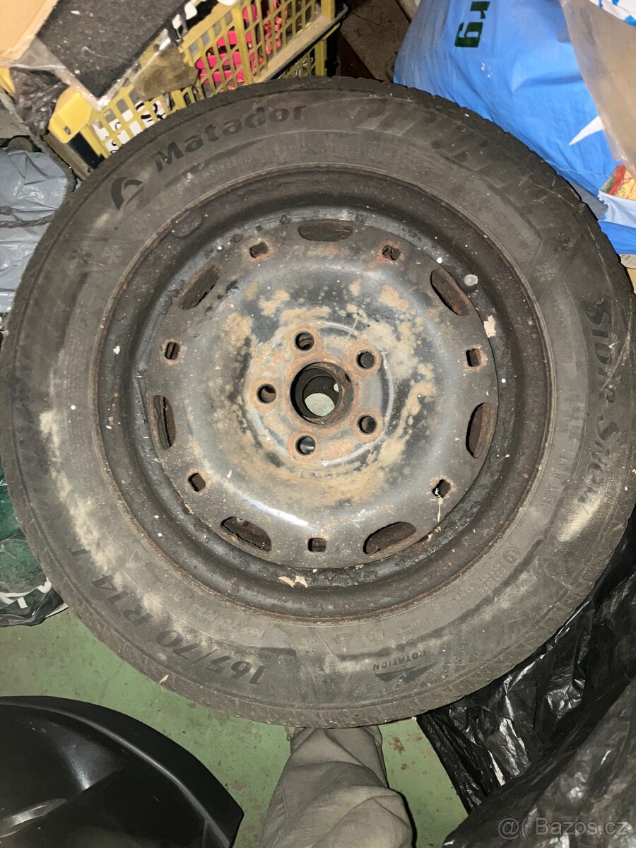Plechové disky a zimní gumy na dojetí Škoda Fabia