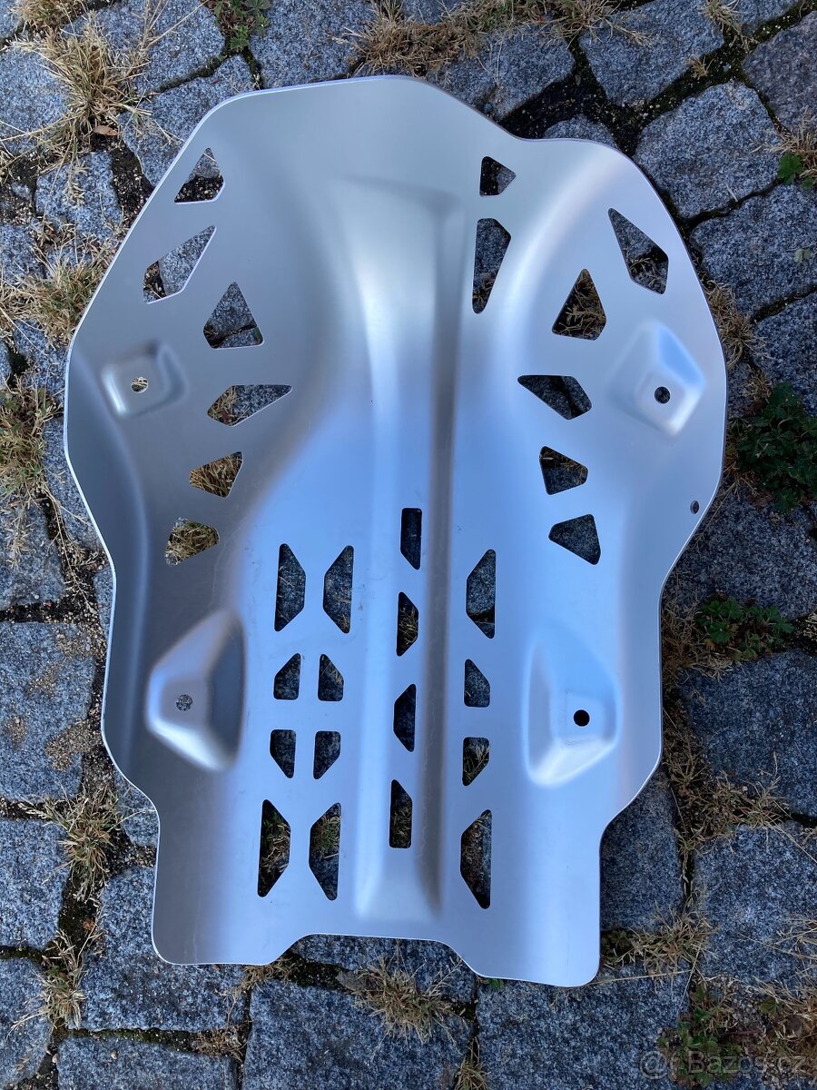 YamahaTenere 700-spodní kryt motoru