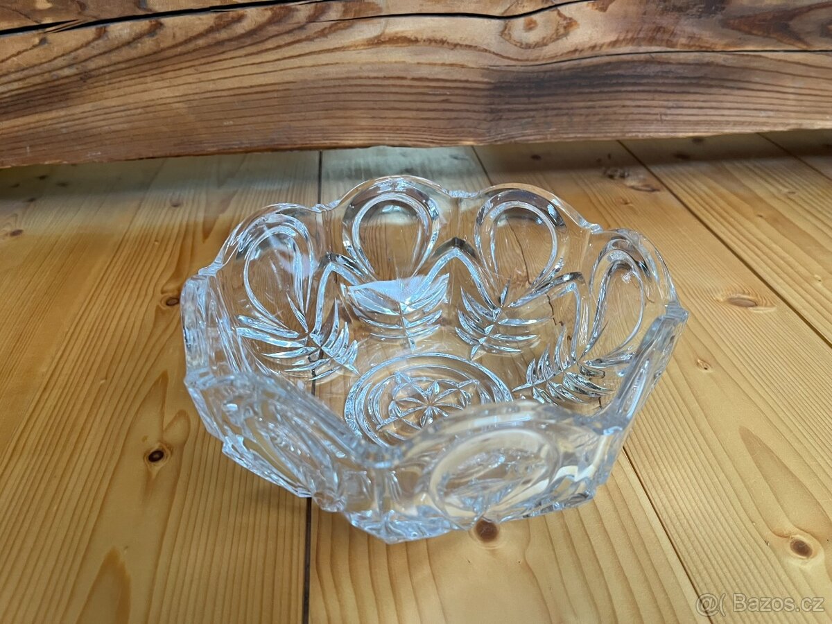 křišťálová mísa 18 cm