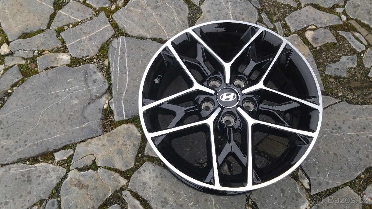prodám nová al kola 18 5x114,3 na HYUNDAI