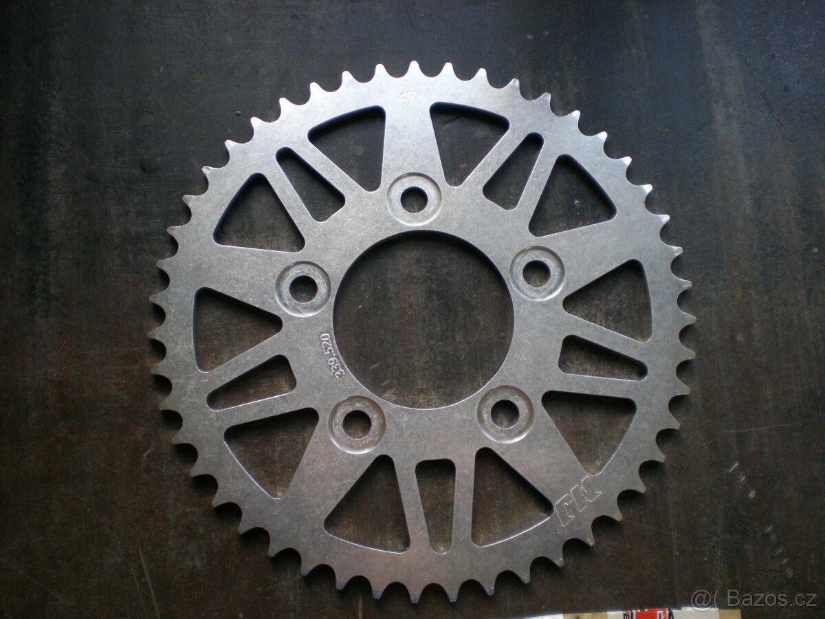 Prodám rozetu Transalp XL 750/ 47z. o 2 víc než orig.