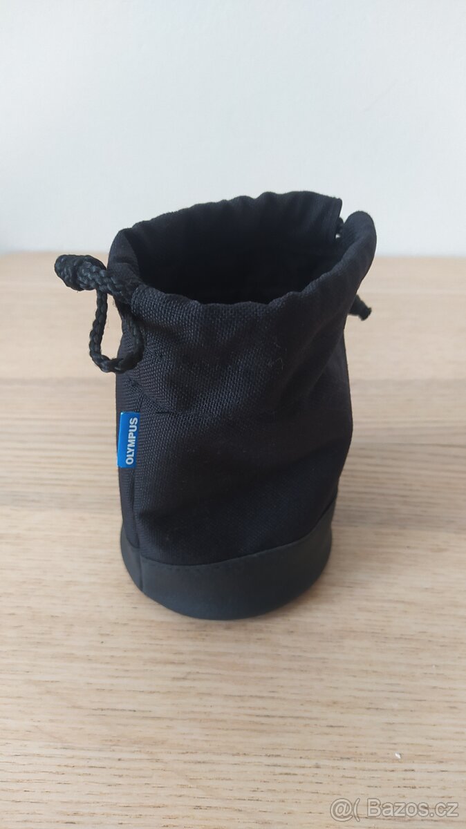 Pouzdro na objektiv Olympus LSC-0811 - pouzity, vyborny stav