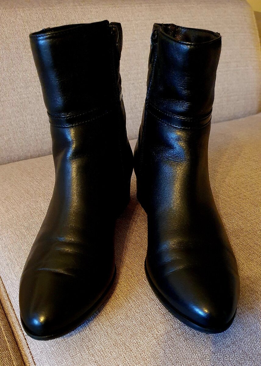 Kotníčkové boty STROLL