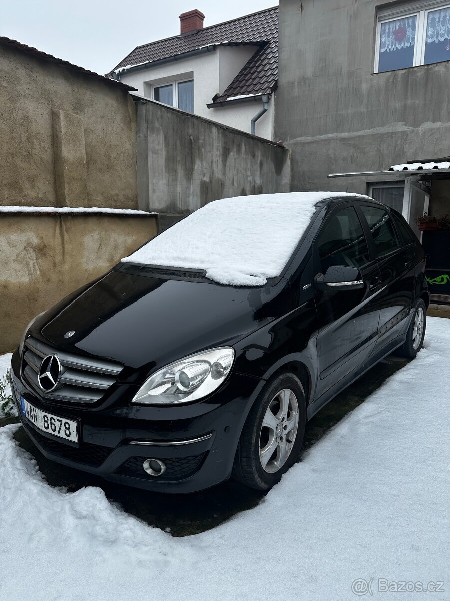 Mercedes-Benz B 170 NGT (Benzín + CNG)