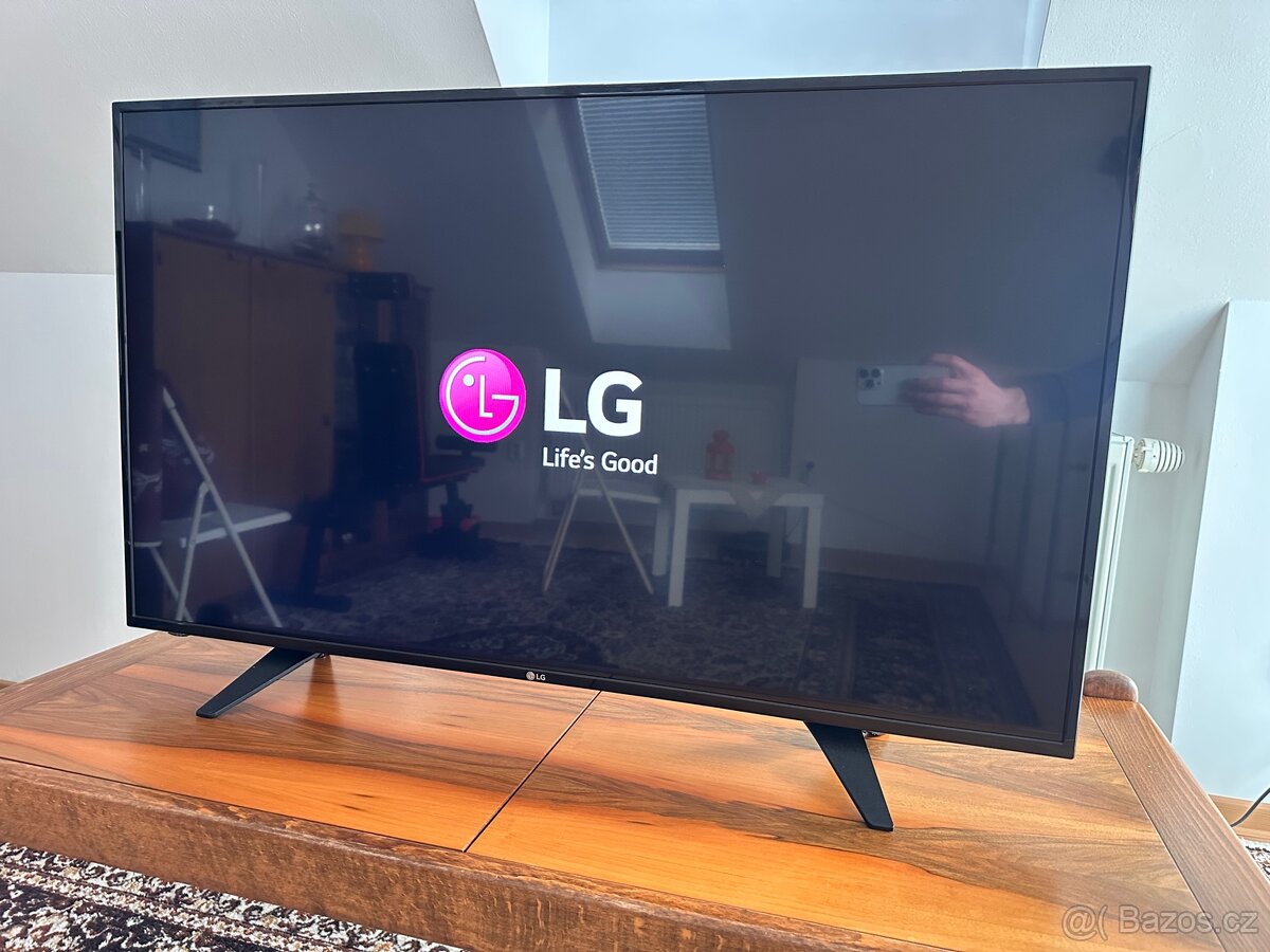 LED TV LG 109cm - krásný stav