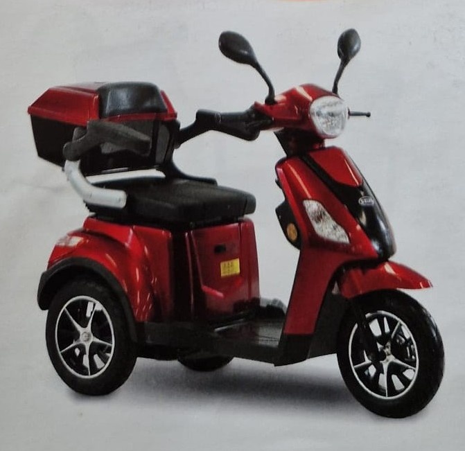 Tříkolka SELVO 31000