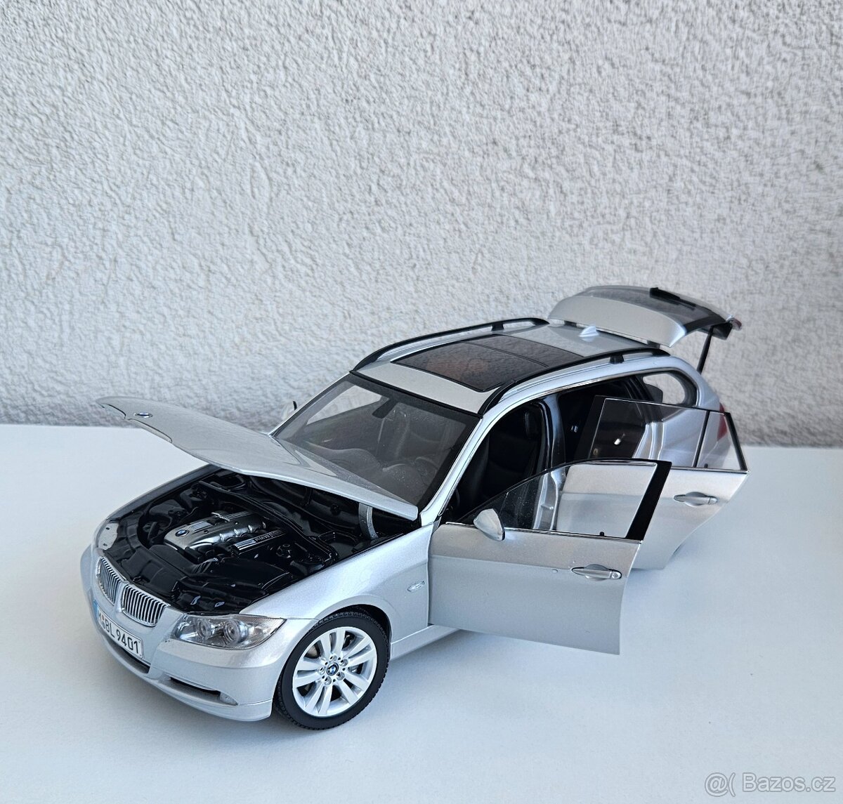 BMW E91 1:18 Kyosho TOP STAV