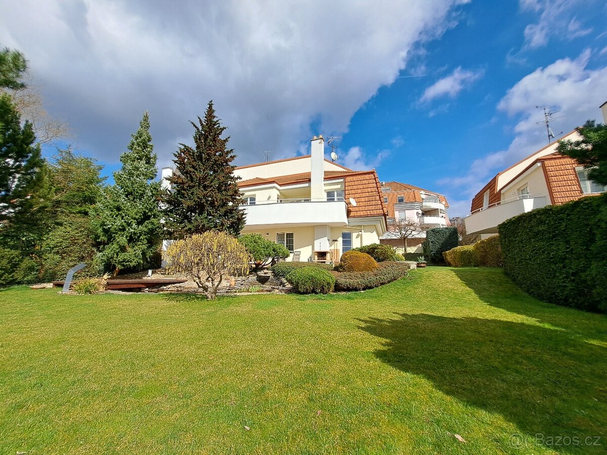 Prodej rodinného domu 278 m², pozemek 585 m² Brno-