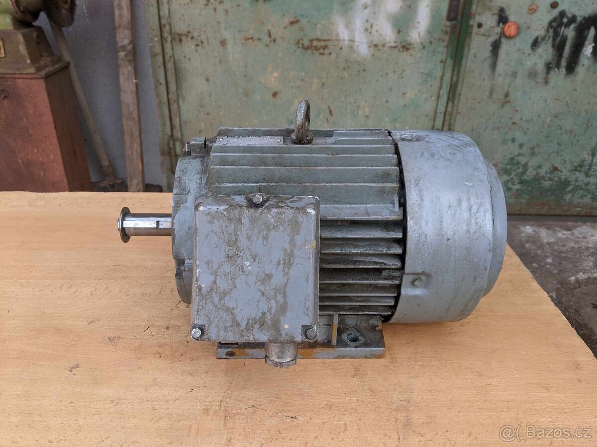 ELEKTROMOTOR MEZ Mohelnice 2,2 kW, 700 RPM