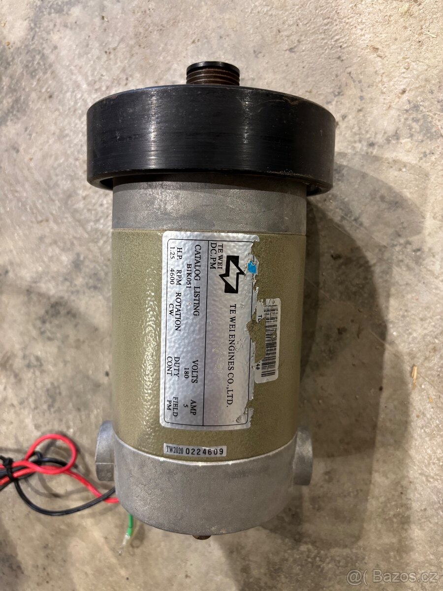 DC motor B1K051