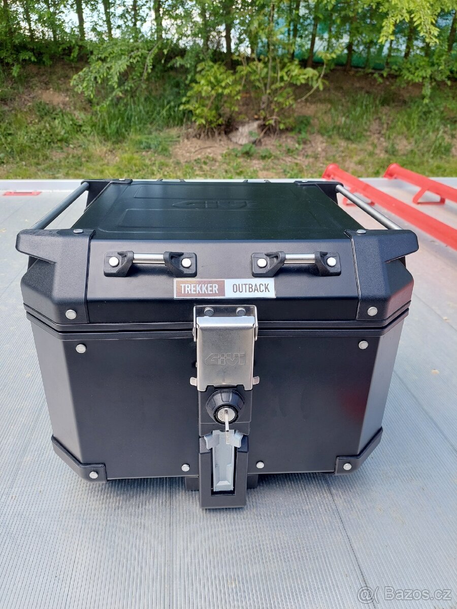 Top Case Givi Trekker