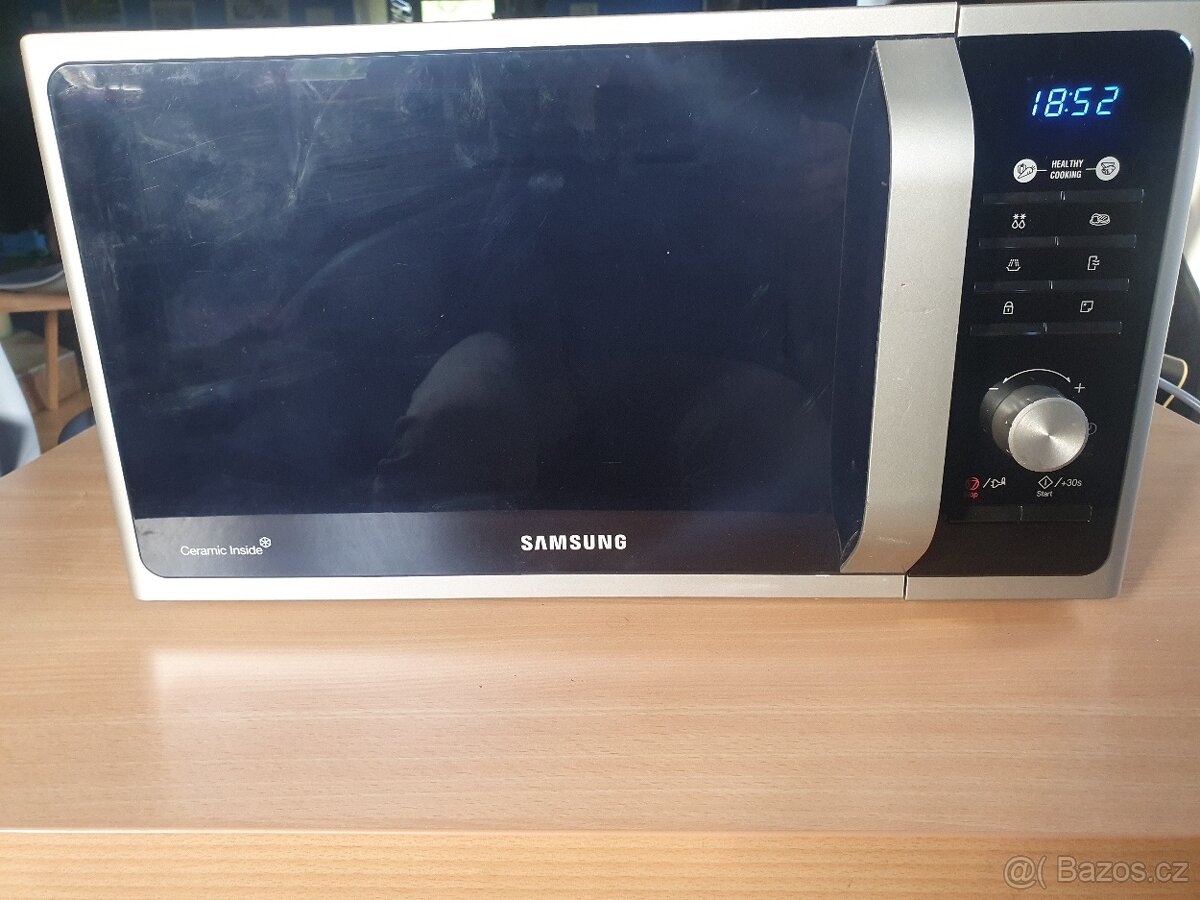 Mikrovlná trouba Samsung MS23F301TAS