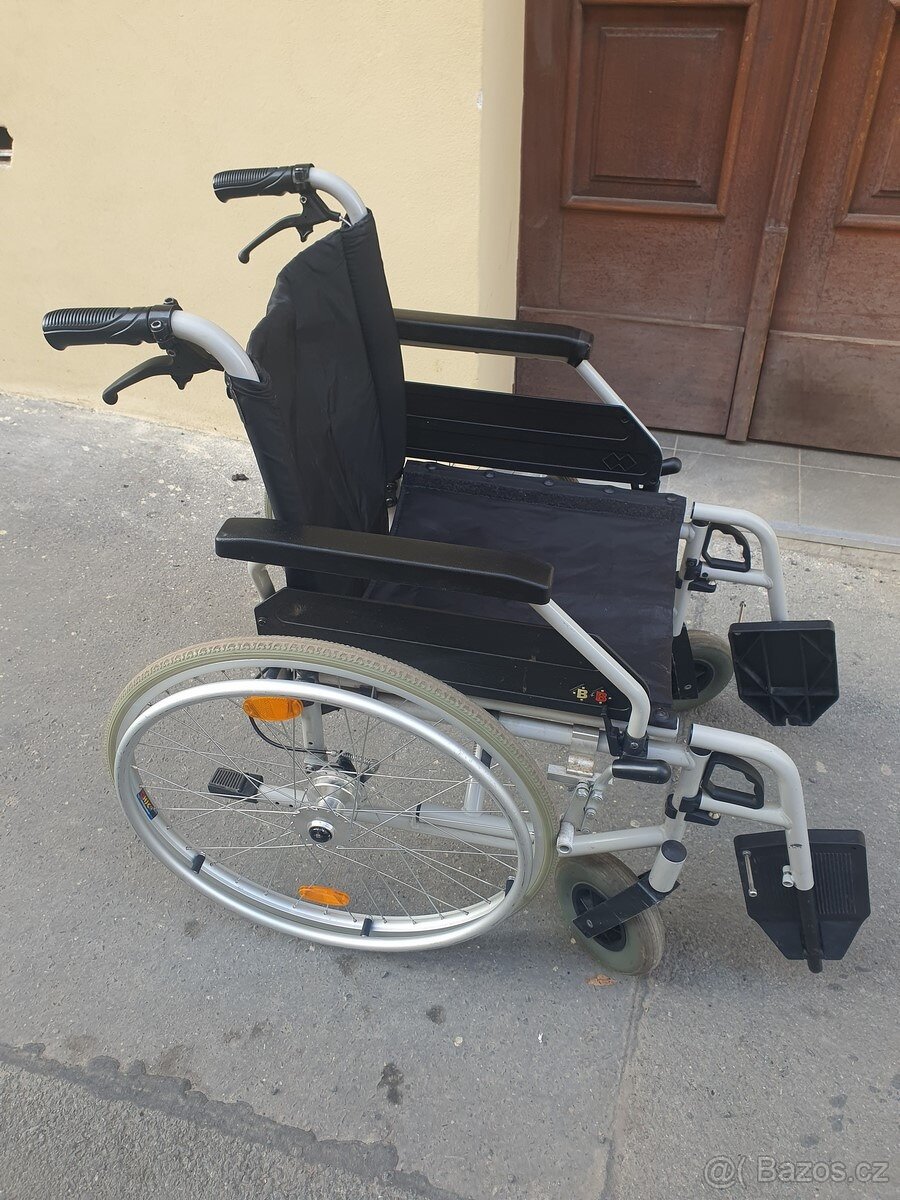 B+B invalidní vozík, 4 brzdy