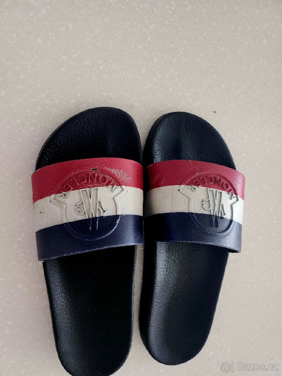 Pantofle moncler vel.40