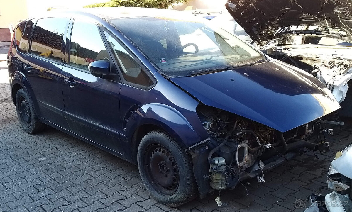 Ford S-Max nafta - prodám použité náhradní díly