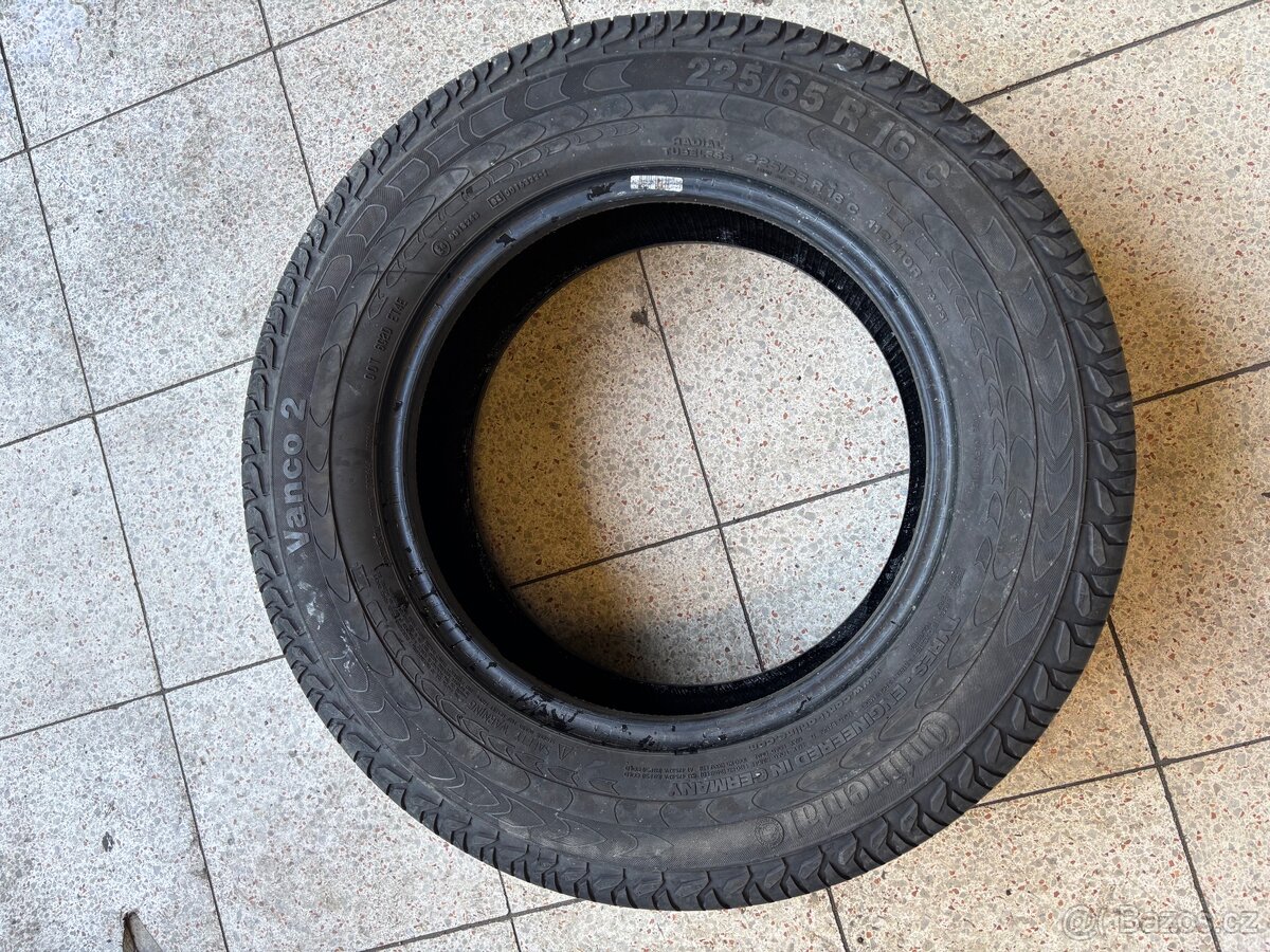 Pneu 1ks Continental Vanco2 225/65 r16C