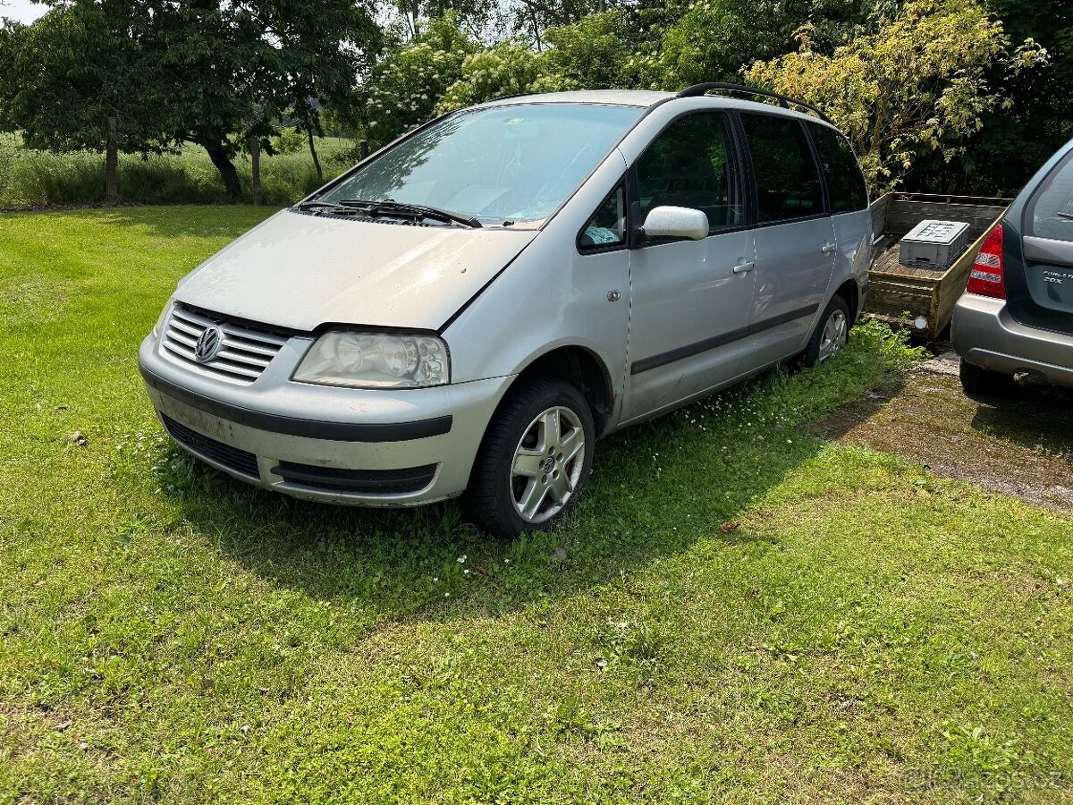 3x 1,9 tdi - VW Sharan, Škoda Octavia, Seat Alhambra