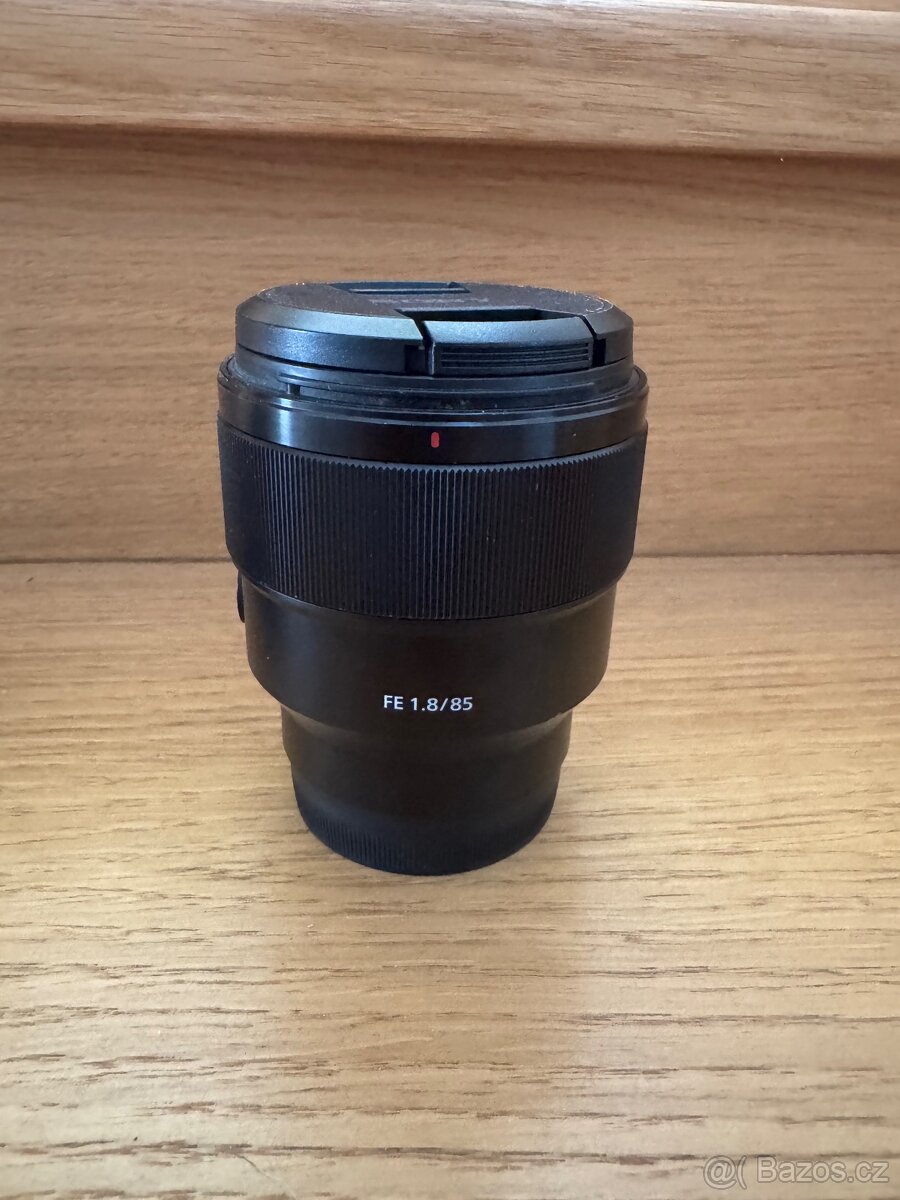 Sony FE 85mm f/1.8