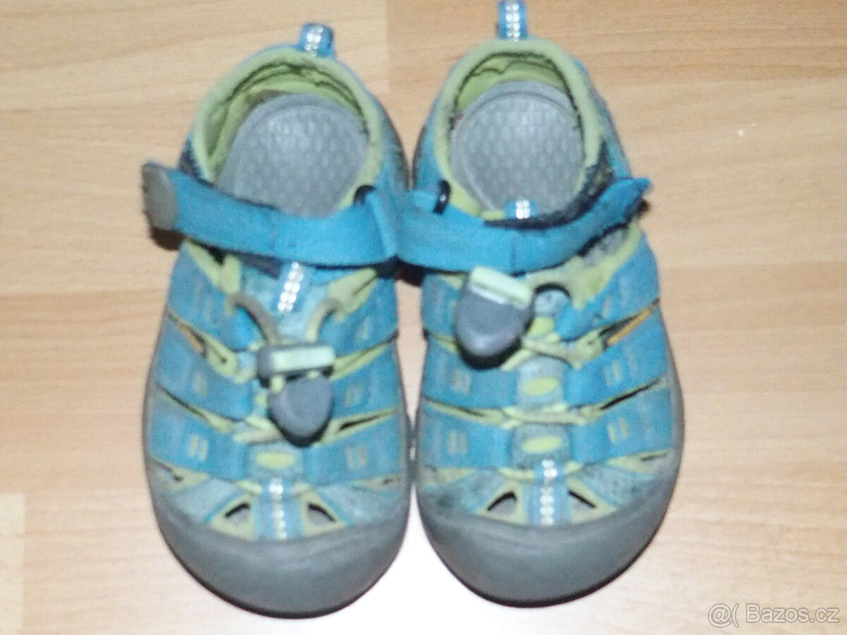 Prodám sandále Keen stélka 15cm
