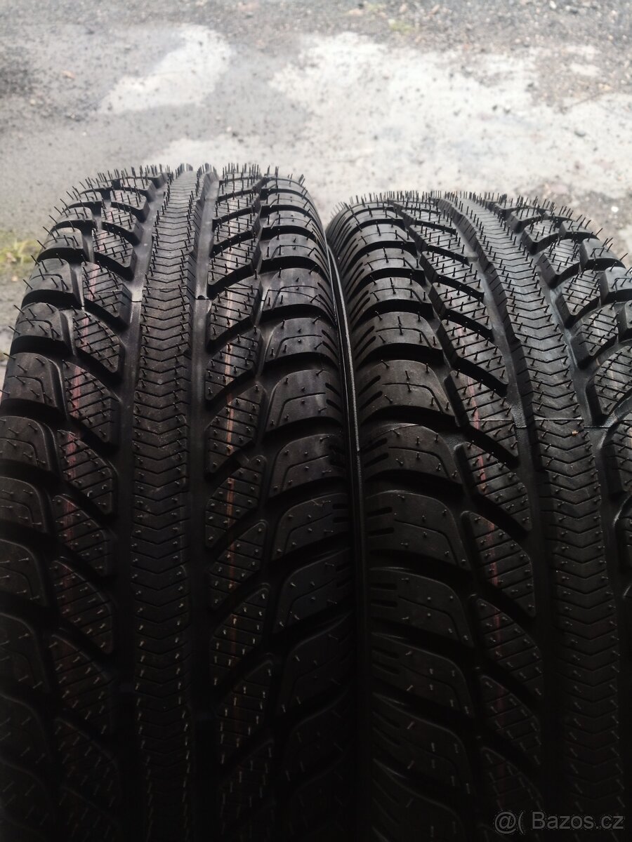 Nové zimní pneumatiky 4 kusy rozměr 185/60 R 15