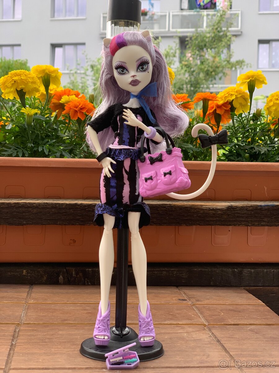Monster High Catrin DeMeow