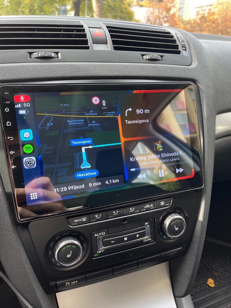 CarPlay Radio Škoda Octavia 2 Combi