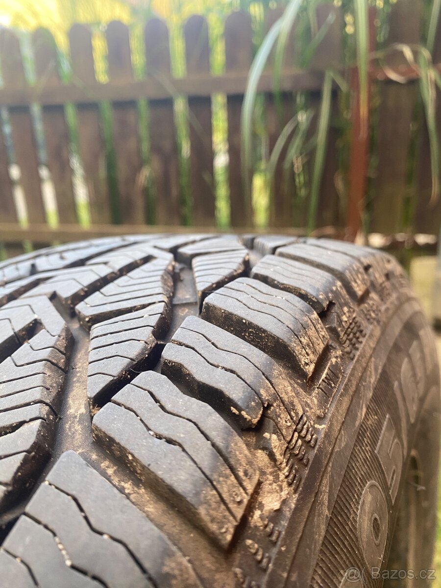 Kola citroen jumpy 205/65 r15