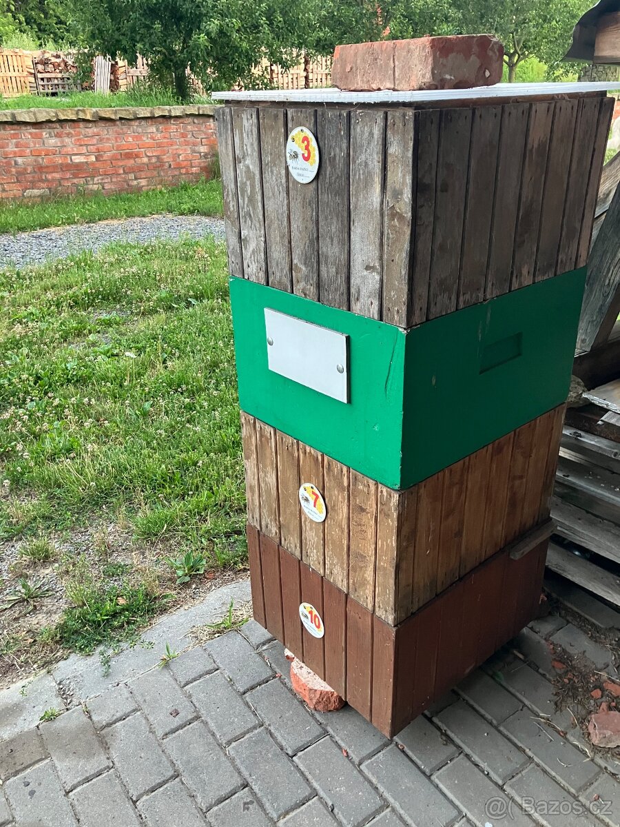 Včelí úly