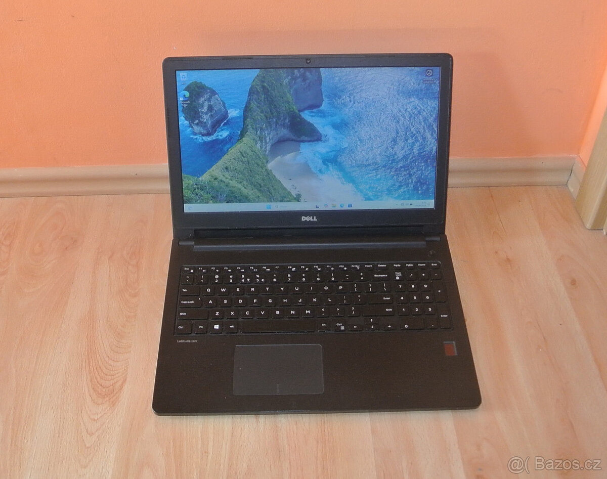 15,6" notebook Dell Core-i5 6200 4x2,8GHz, 8GB/500GB, Win11