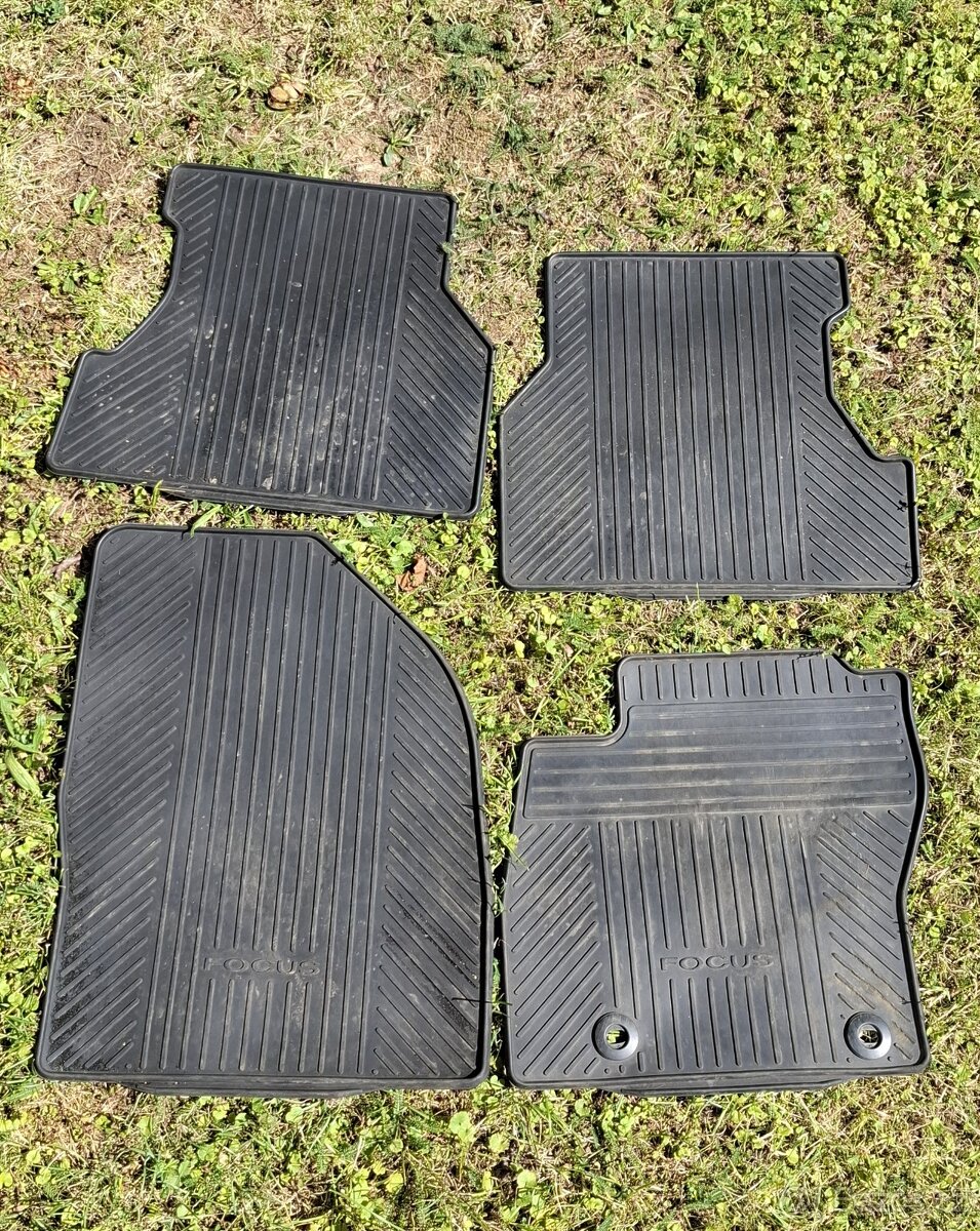 Autokoberce Ford Focus 2.generace