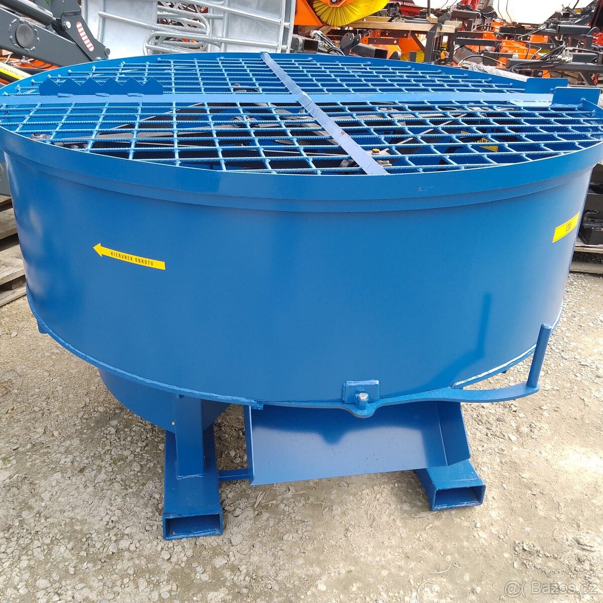 Míchačka na beton 1200 L elektrická