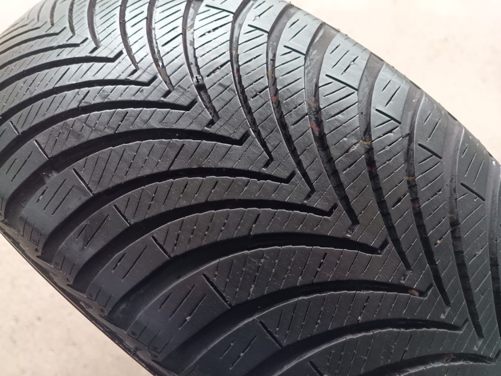 205/55 R17 KUMHO (1022)