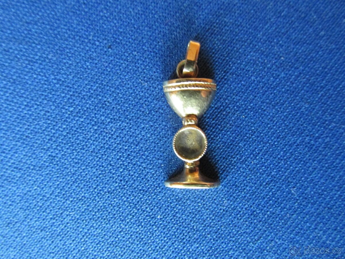 PŘÍVĚSEK KALICH – ZLATÝ