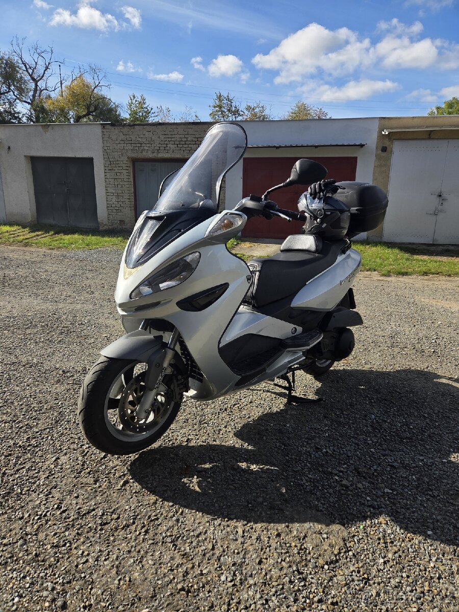 Malaguti Madison 400